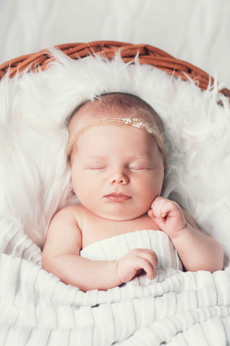 宝宝睡觉出汗多枕头全湿透怎么办为什么宝宝睡觉头出汗